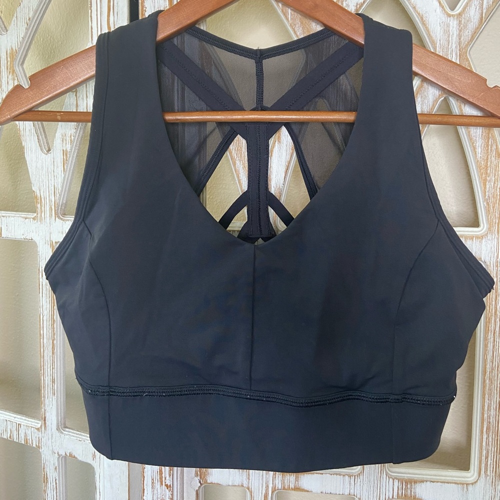 Lululemon strappy mesh 10 sports bra